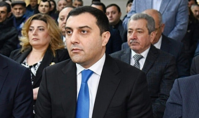  Yeni başçı kollektivə təqdim edildi - Foto  