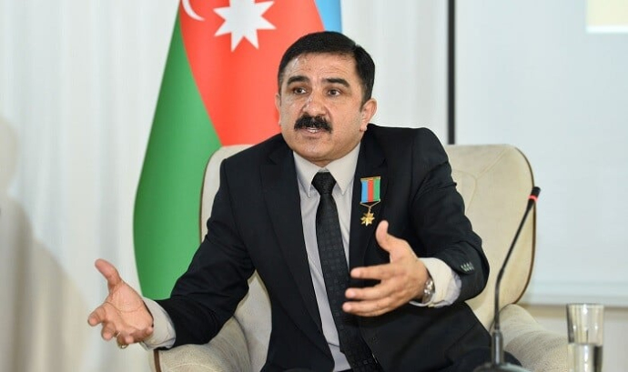  İbad Hüseynov Gürcüstanda saxlanılmasından danışdı  