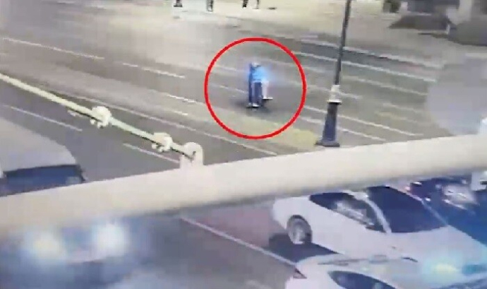  Bakıda azyaşlılar skuterlə təhlükə yaratdı – Anbaan video  
