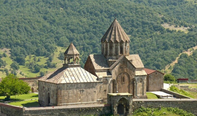  Diplomatlar Ağdərədə Gəncəsər monastırını ziyarət etdilər  