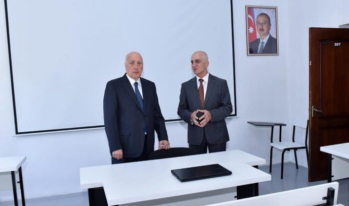  Zakir Fərəcov SDU-nun 3-cü tədris korpusunda... - Foto  