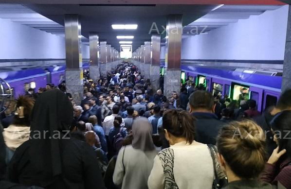  Metroda nasazlıq, sıxlıq yarandı  
