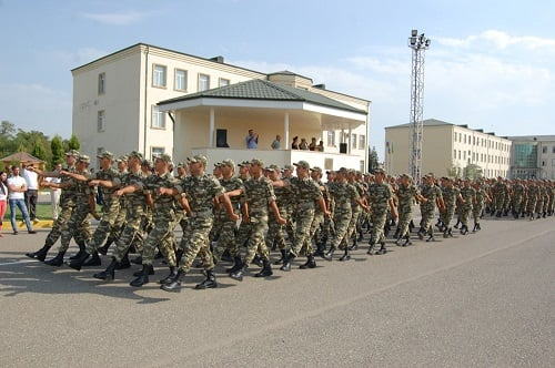  Bu hərbçilər üçün 