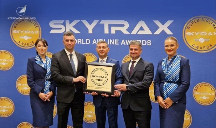  AZAL Mərkəzi Asiya və MDB-nin ən yaxşı aviaşirkəti seçildi - Foto  