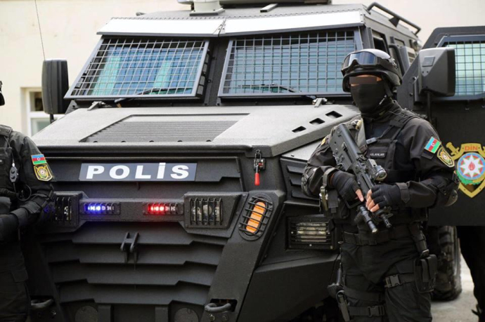  Polislərə silahlı müqavimət göstərən şəxs zərərsizləşdirildi  