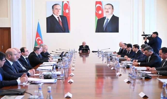  Nazirlər Kabinetində geniş iclas keçirildi  