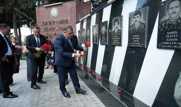  Xətai rayonunda ehsan süfrəsi təşkil olundu - Foto  